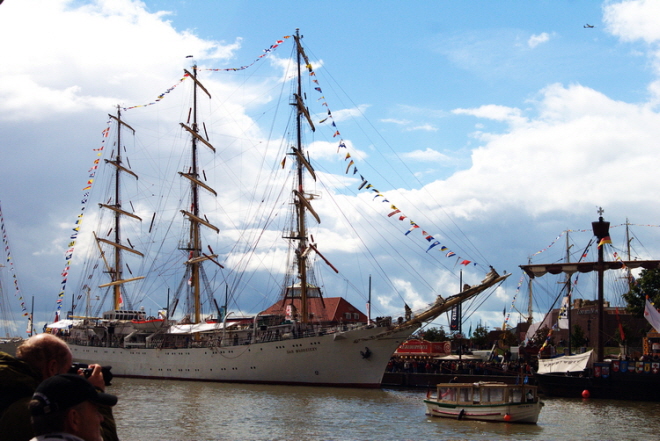 Sail 2010